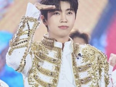 임영웅 콘서트 시작 팬들 2026년도 함께해요 화답