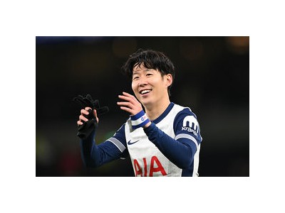 손흥민 해트트릭에 토트넘 팬들 분노