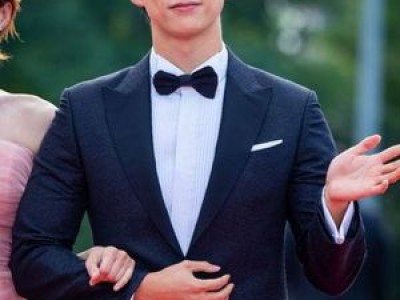 옥택연 5년 연애 끝에 결혼 확정 파리의 연인과 곧 신부