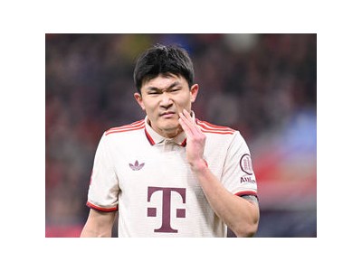 김민재 유럽 정복 시작했네