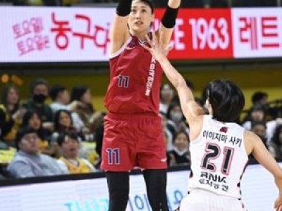KB 여자농구팀 부산 BNK 꺾고 2연승 달성