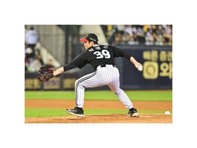 LG 2위로 밀려나 우승 가능성 끝났다